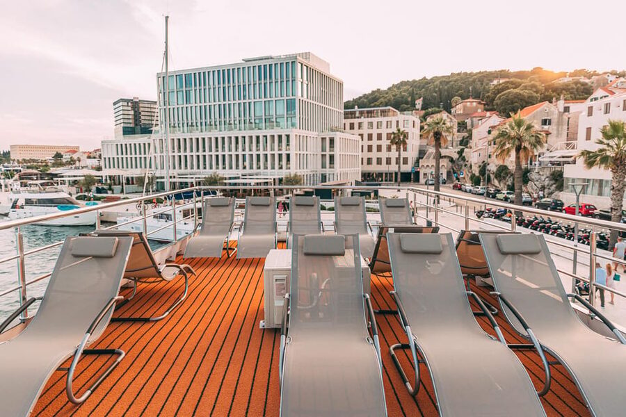Split: Blue Lagoon, Shipwreck and Šolta with Food and Drinks - What is included, and what costs extra