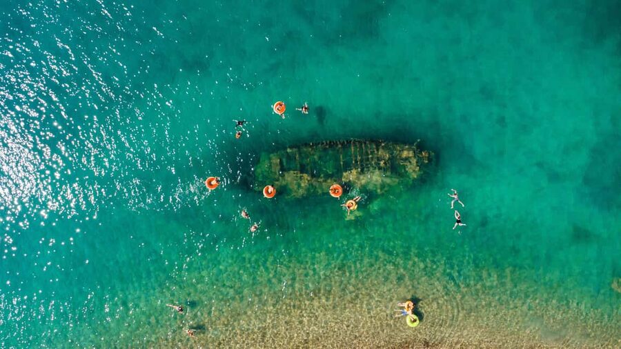 Split: Blue Lagoon, Shipwreck, & Šolta with Lunch & Drinks - What kind of day this really is