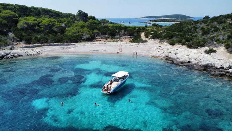 Split: Boat Tour to Blue Cave, Vis, Blue Lagoon, Hvar, Brač - Why this boat trip covers so much of Dalmatia