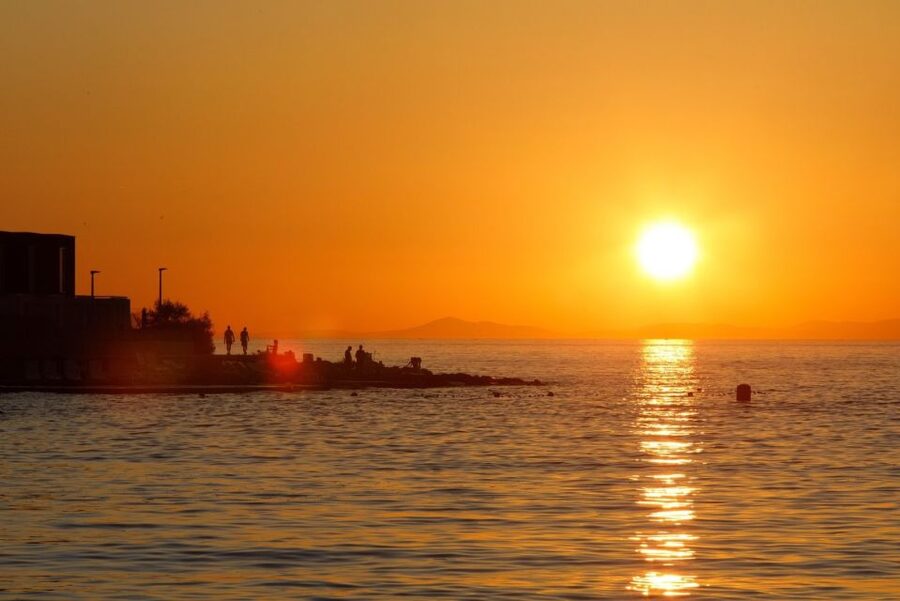 Split: Brac Island and Sutivan Village Sunset Boat Tour - Swimming and snorkeling around Brac