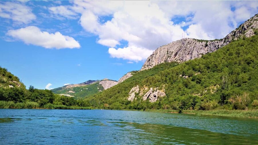 Split: Cetina River Rafting Tour with Instructor - Radmanove Mlinice and the green finish