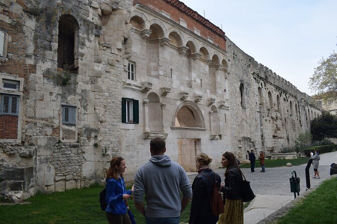 Split: Diocletian's Palace Walking and Wine Tasting Tour - The Acoustics of Vestibul