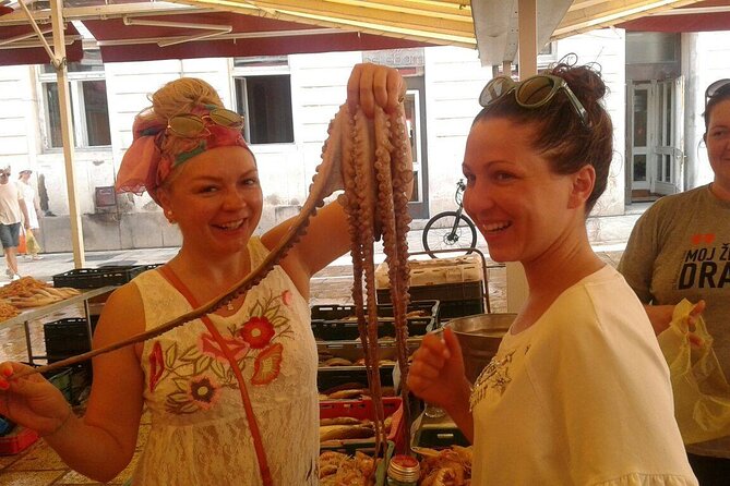 Split: Food Tasting Small Group Tour - Food Included - Key points at a glance