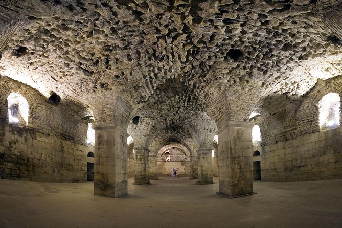 Split: Game of Thrones Small group Tour with Diocletian's Cellar - Seeing Mereen beneath Diocletian’s Palace