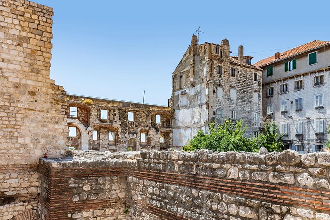 Split: Game of Thrones Small group Tour with Diocletian's Cellar - The Peristyle, Golden Gate, and palace streets