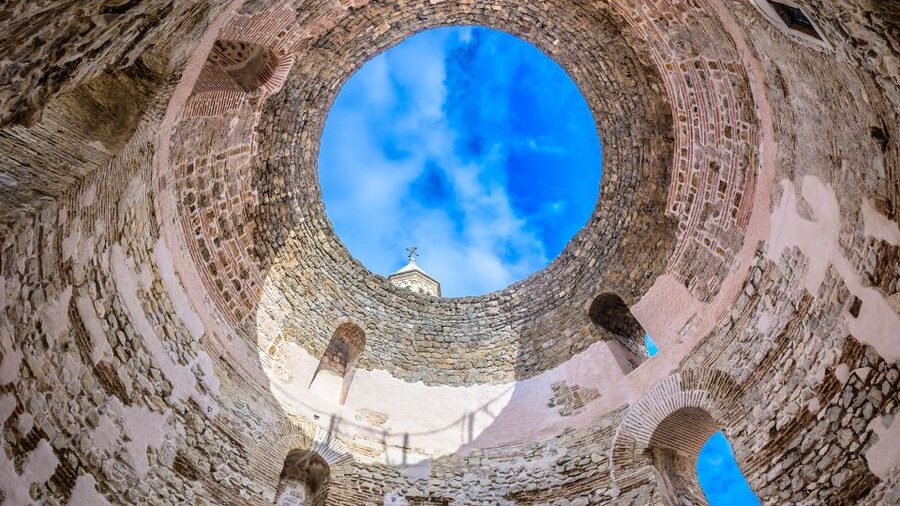Split: Game of Thrones Tour with Diocletian's Palace Cellar - Inside Diocletian’s Palace Cellars