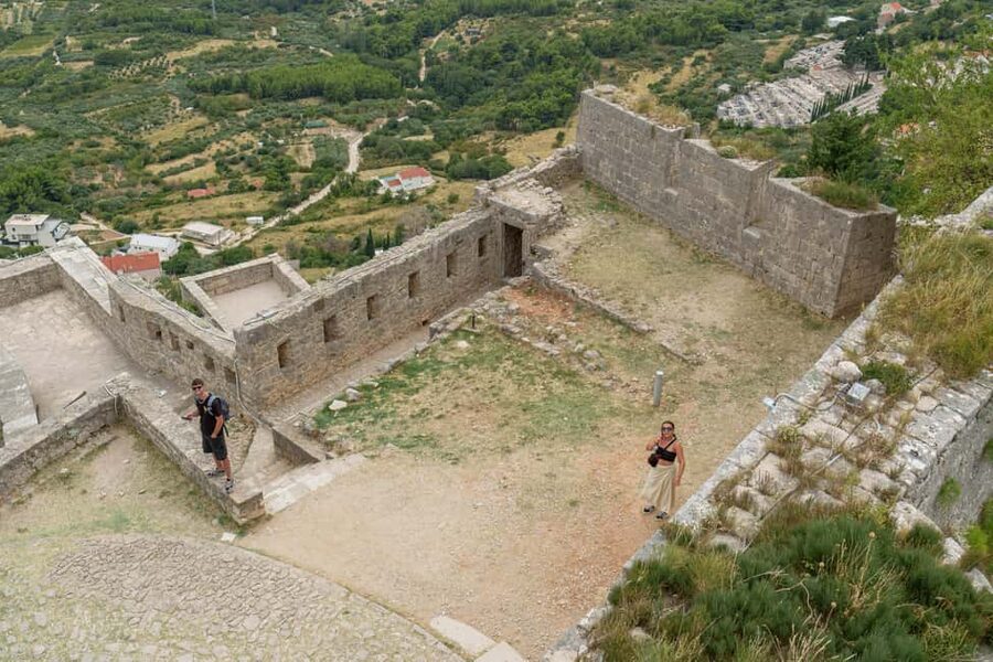 Split: Historical Tour of Salona, Klis Fortress and Trogir - The guide can make or break the history