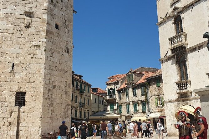 Split History and Gastro Small-Group Tour with Food and Drinks - A three-hour introduction to Split by fork and foot