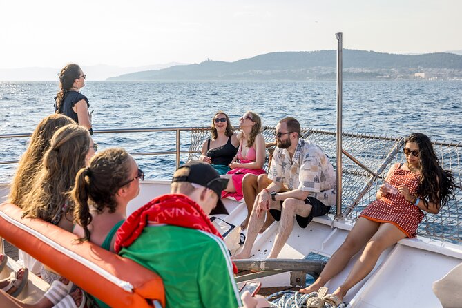 Split: Hvar, Brač, and Pakleni Cruise with Lunch and Drinks - Brač near Milna: a final swim and beach-bar stop