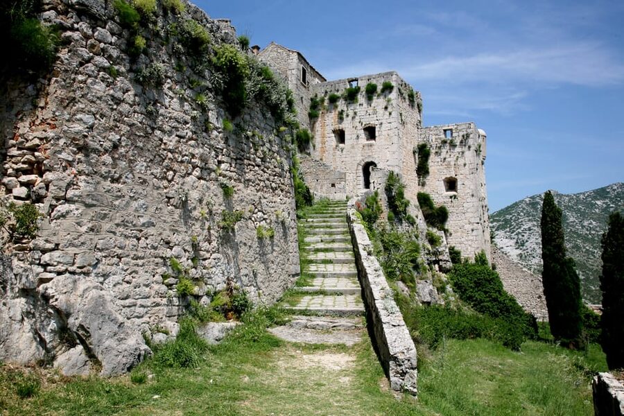 Split: Klis Fortress GOT and Olive Museum Entry Tickets - Stella Croatica’s gardens, workshop, and museum