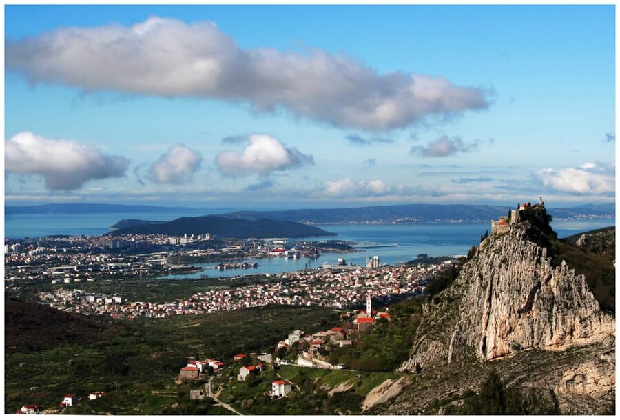 Split: Klis Fortress GOT and Olive Museum Entry Tickets - Tastings, cosmetics, and the tempting shop