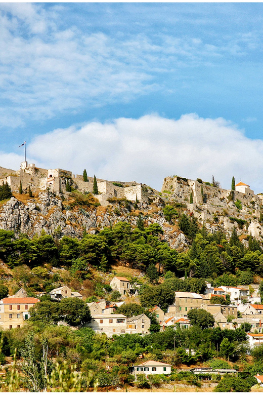 Split: Klis Fortress GOT and Olive Museum Entry Tickets - The short drive to Klis Fortress
