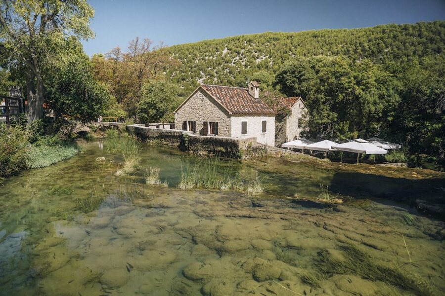 Split: Krka Waterfalls Tour, Boat Cruise, and Swimming - Skradinski Buk and the park’s main views