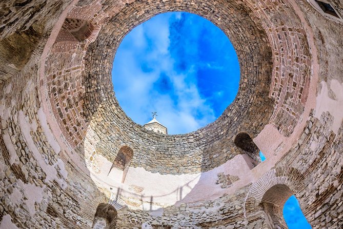 Split Old Town History Walking Tour - The Peristyle and Cathedral of Saint Domnius