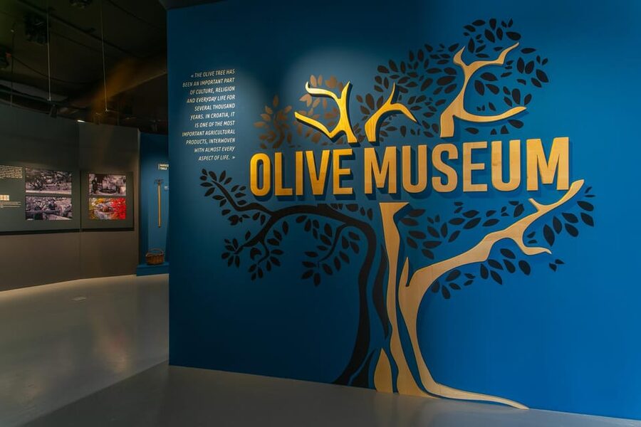 Split: Olive museum Klis with Olive Oil Tasting - A 500-species botanical collection