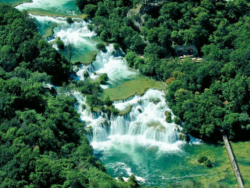 Split or Trogir: Krka Waterfalls & Wine and Food tasting - Wine and local food at Ranch Rak
