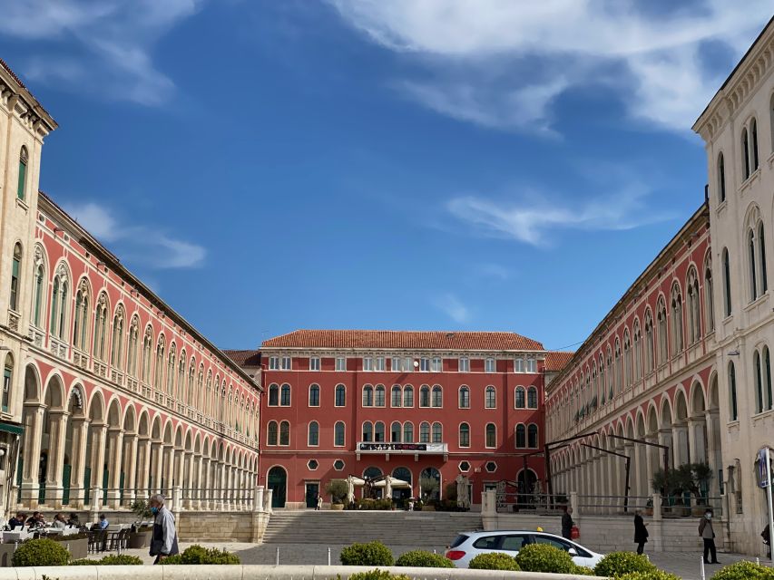 Split: Palace & Old Town Private Walking Tour-Entrance incl. - The palace cellars reveal the shape of the Roman complex