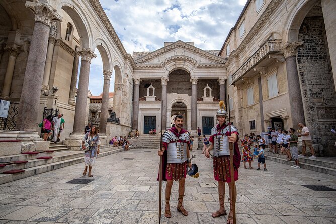Split Palace & Old Town -Private walking tour- Entrance included - Starting on the Riva with Split at your feet