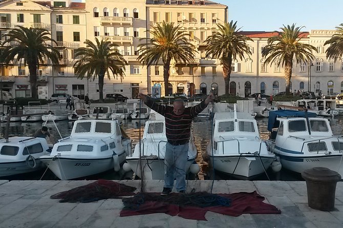 SPLIT-PREMIUM Emperor's Walking Tour for History Lovers + Museum - The smaller squares of Split