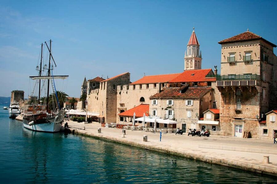 Split: Private Blue Lagoon 3 islands with speed boat - Is $647 good value for five people?