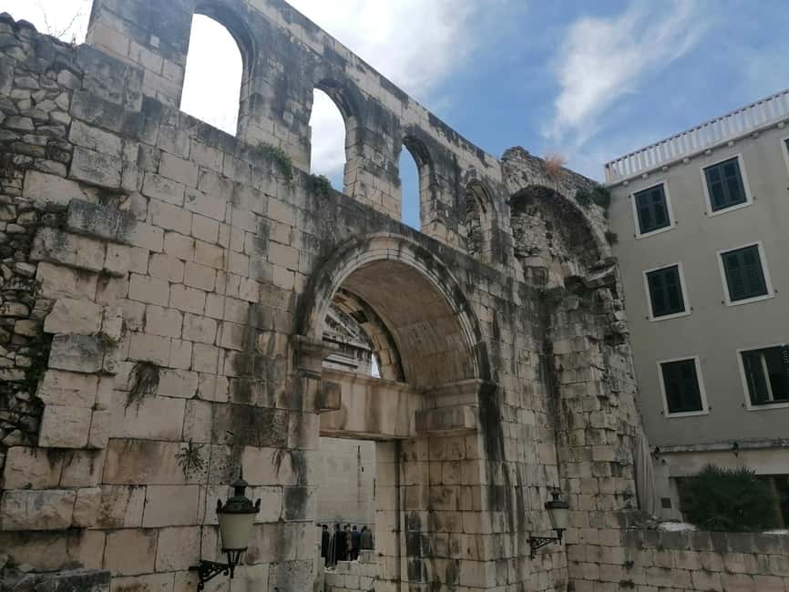 Split; Private Morning Walking Tour in Split - Starting at the model of Split’s historic center