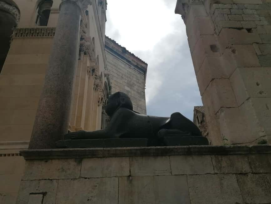 Split; Private Morning Walking Tour in Split - People’s Square and the feel of central Split