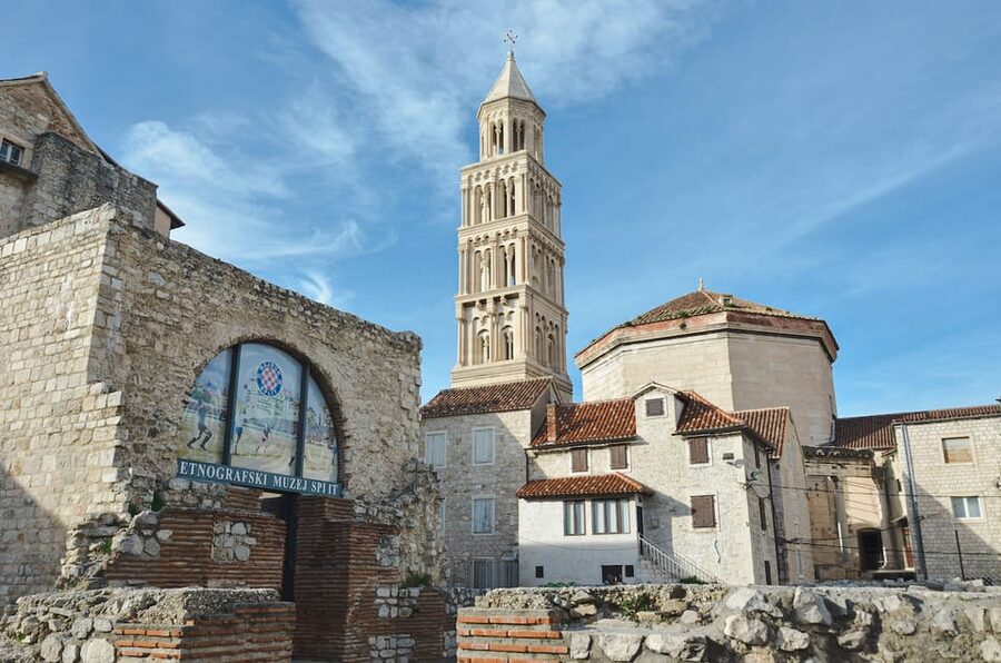 Split: Private Walking Tour for Families with kids (5-17y) - Should you book this private palace tour?