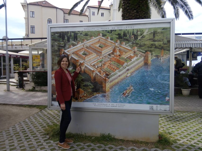 Split: Private Walking Tour in the Historical Town Center - What the Private Format Adds