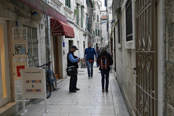 Split Private Walking Tour with a Local - The main caution: local does not always mean professional guide