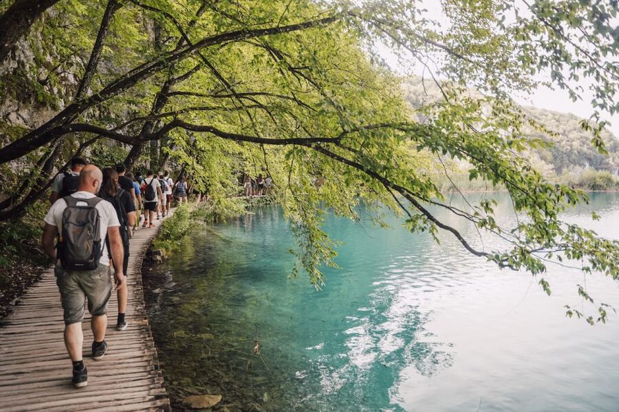 Split: Self-Guided Plitvice Lakes Day Tour with Boat Ride - Four and a half hours among the lakes