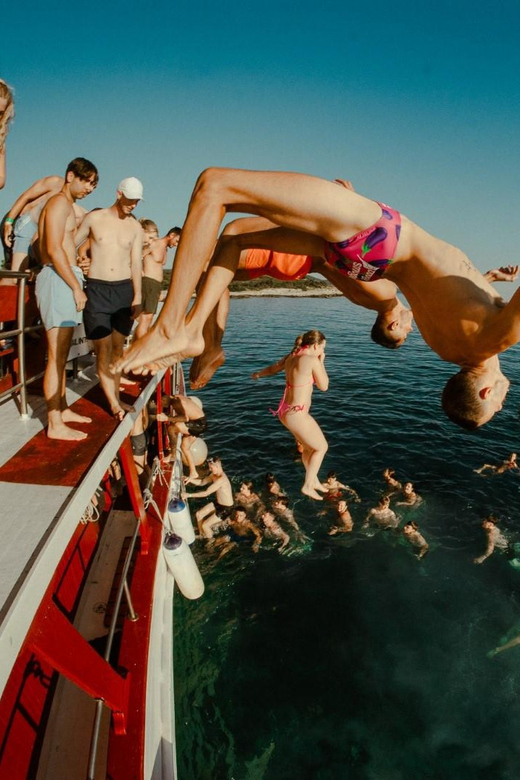 Split: Sunset Boat Party with Live DJs and Blue Lagoon Swim - Who should book this Split boat party