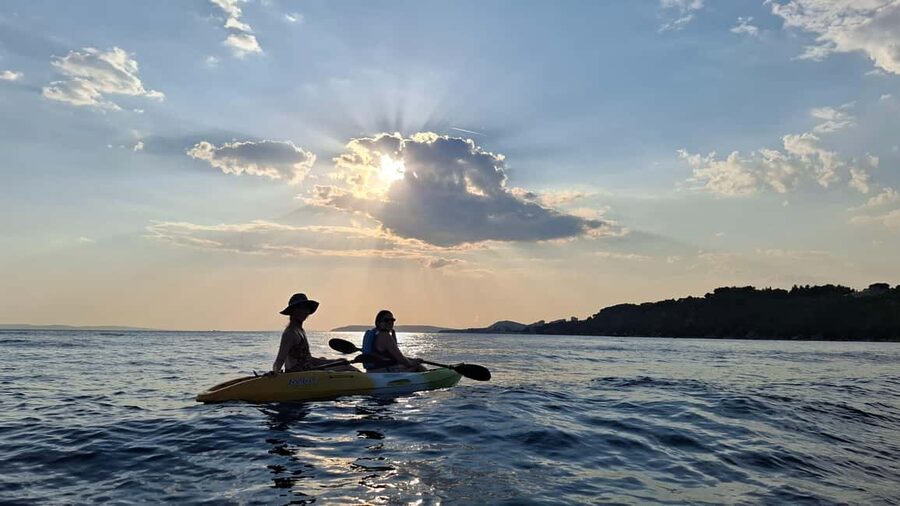 Split: Sunset Guided Kayaking Tour - Sunset timing is not always exact
