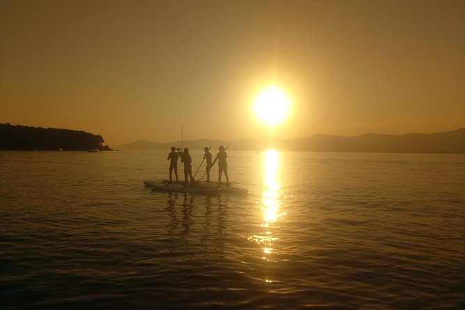Split Sunset Stand Up Paddle Tour - The optional cliff jump