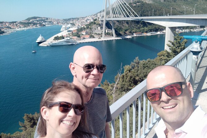 Split to Dubrovnik Airport Private Transfer 1-8 Pax Door to Door - The bigger detours: Mostar and Kravice Waterfalls