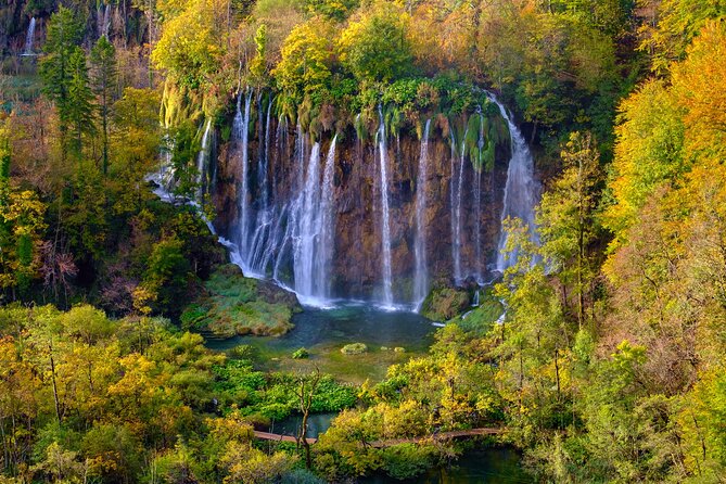 Split to Plitvice Lakes Private Tour with Local Guide - The ride from Split and what private transport adds