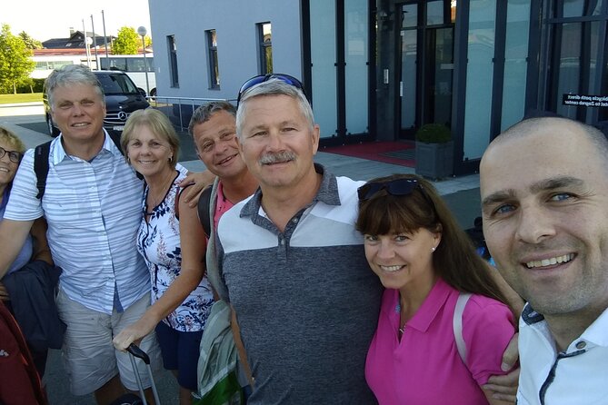 Split to Split Airport Private transfer 1-8 pax (Door to Door transfer) - Value compared with finding your own ride