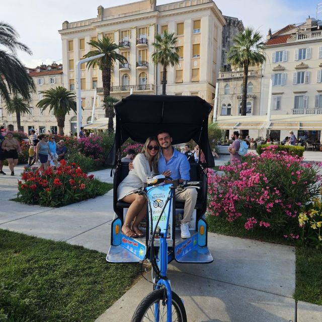 Split Tour in Private Electric Rickshaw - The old center in a quick sequence of stops