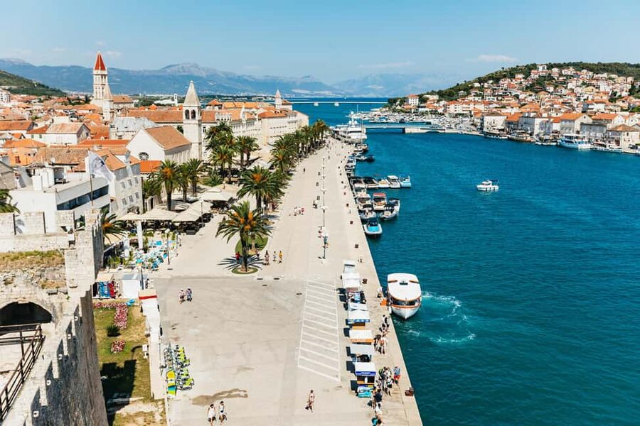 Split/Trogir: Blue lagoon and 3 islands speedboat tour - Why this five-hour route works so well
