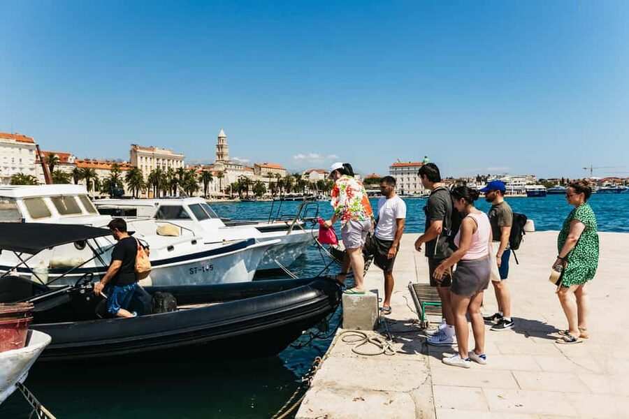 Split/Trogir: Blue lagoon and 3 islands speedboat tour - The speedboat is thrilling, but comfort varies