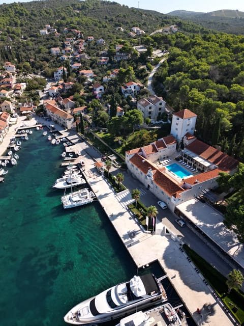 Split/Trogir: Half-Day(5 hours) 3-Island Speedboat Adventure - Should you book the three-island speedboat adventure?