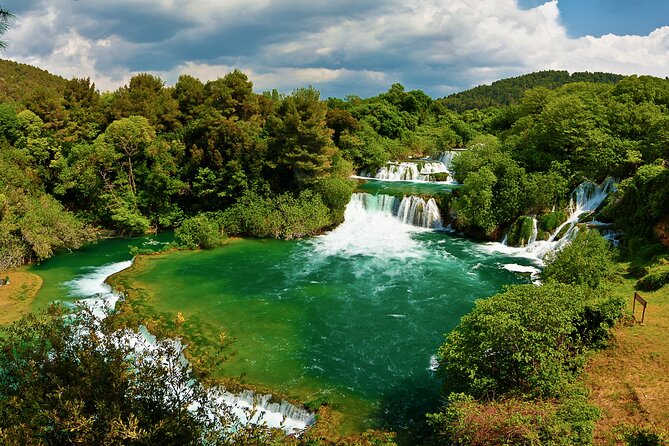 Split/Trogir/Kastela: Krka Private Tour - option: Wine Tasting - The boat to Skradin
