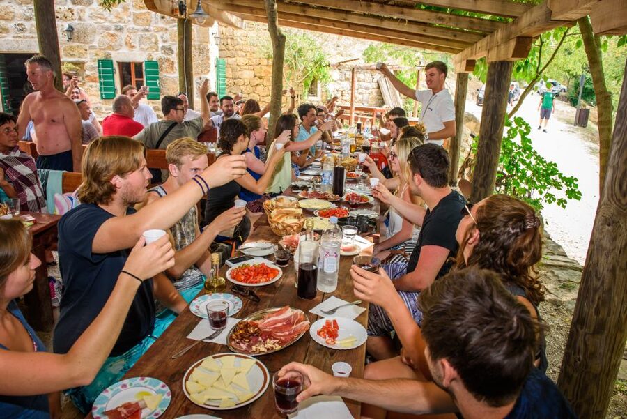 Split/Trogir: Krka National Park Day Trip with Wine Tasting - The guides make the difference