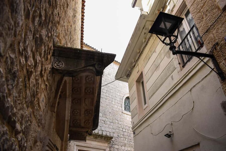 Split: Trogir Open Top Bus Trip + Free Split Walking Tour - St. Lawrence Cathedral and the Radovan Portal
