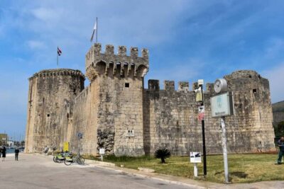 Split: Trogir Open Top Bus Trip + Free Split Walking Tour