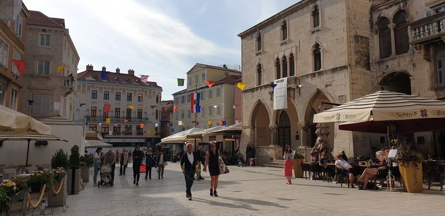 Split: Walking tour of Split with a 'Magister' of History - Peristyle, the palace’s grand central stage