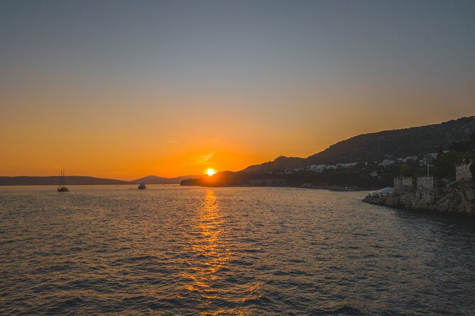 Sunset Tour from Split with Wine Included - Who will enjoy this most
