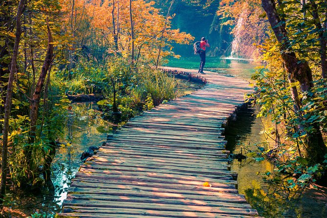 Transfer from Split to Zagreb with Entry Ticket to Plitvice Lakes - Cancellation and booking timing