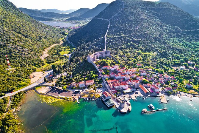 Transfer Split to Dubrovnik with Sightseeing in Ston Town - A transfer that makes the Split to Dubrovnik route useful