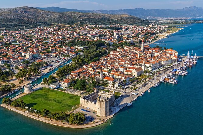 Trogir,Blue Lagoon and Šolta island full day Private Boat Tour - Rogač on Šolta: a practical lunch stop