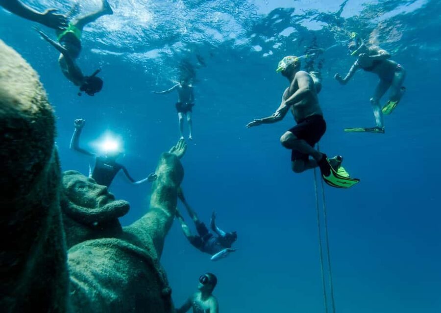 Trogir: Boat tour to Unique underwater museum - A strange museum beneath Jelinak Bay